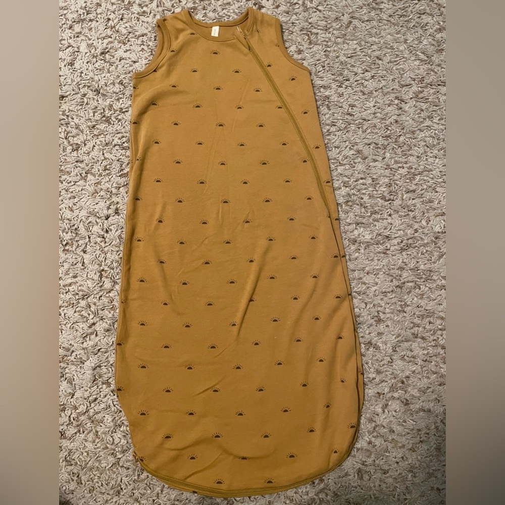 EUC Quincy Mae Sleep sack